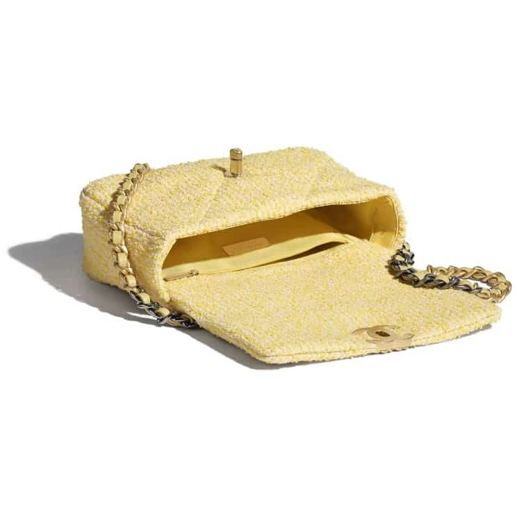 CHANEL 19 Flap Bag