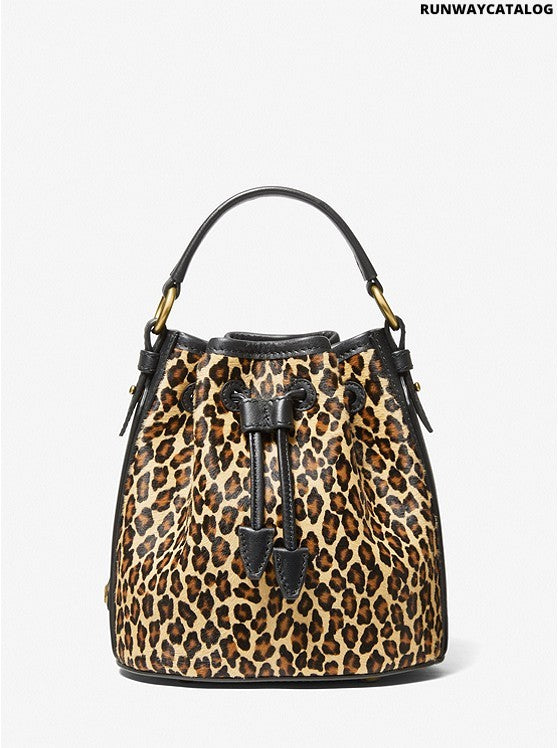 Michael Kors Monogramme Small Leopard Bucket Bag