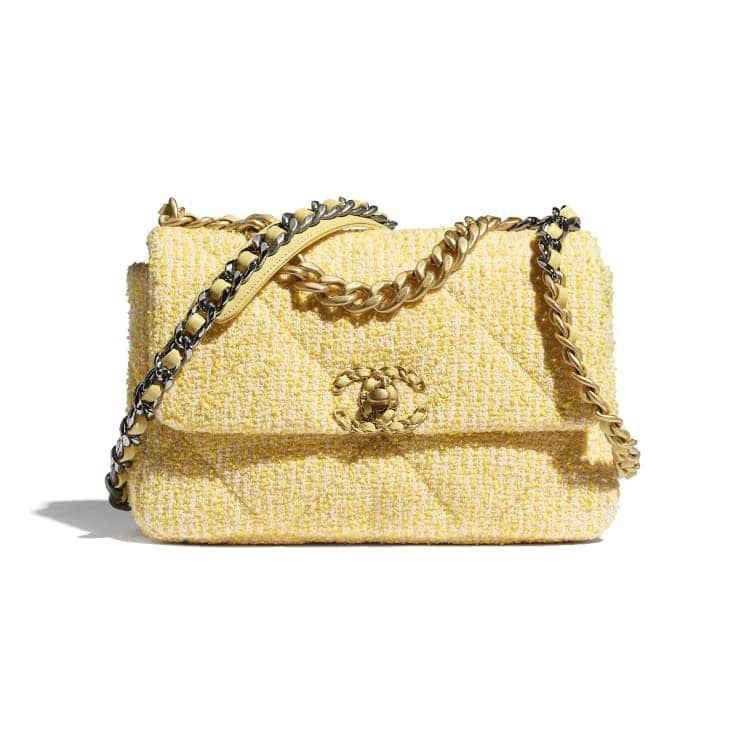 CHANEL 19 Flap Bag