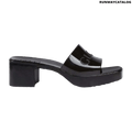 Gucci Women’s rubber slide sandal