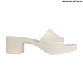 Gucci Women’s rubber slide sandal