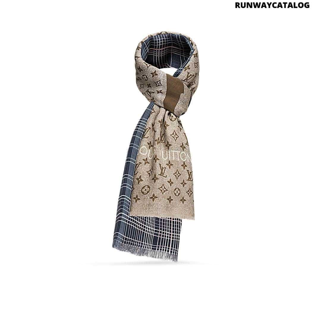 Louis Vuitton Dans La Voiture Stole