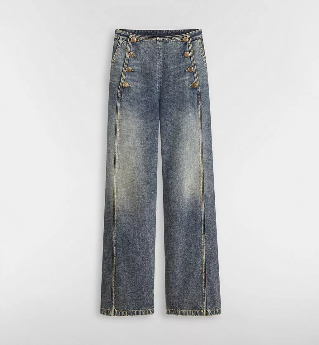 Flared Jeans