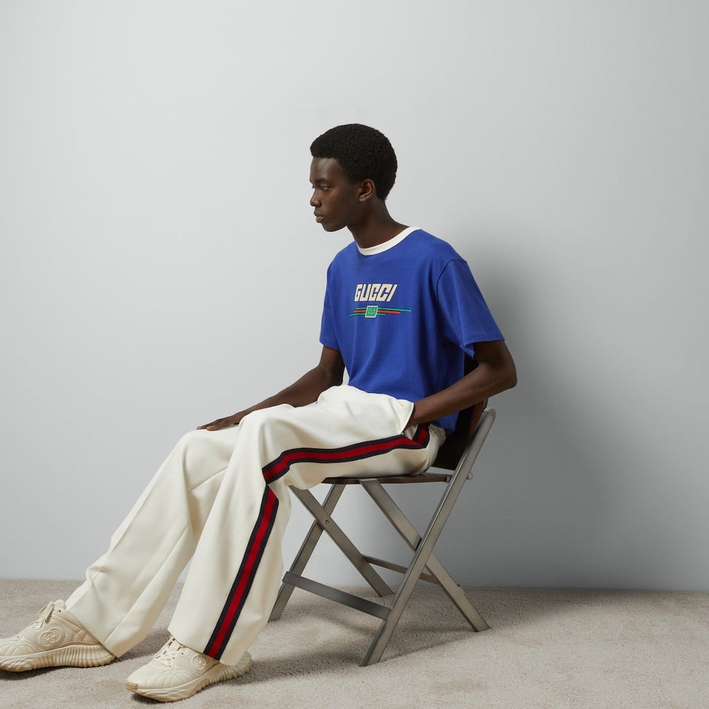 T-SHIRT WITH GUCCI PRINT