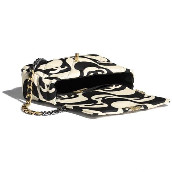 CHANEL 19 Large Flap Bag