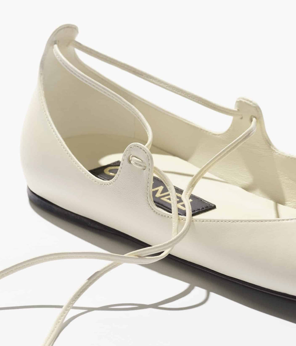 MARY JANES   Lambskin &amp; Grosgrain  Ivory &amp; Black