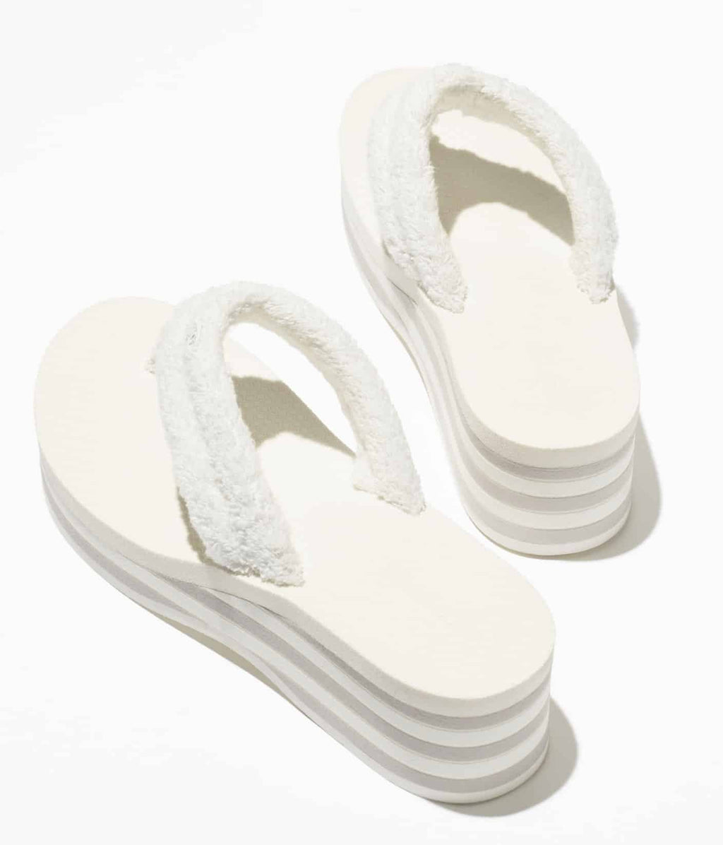CHANEL SLIPPER