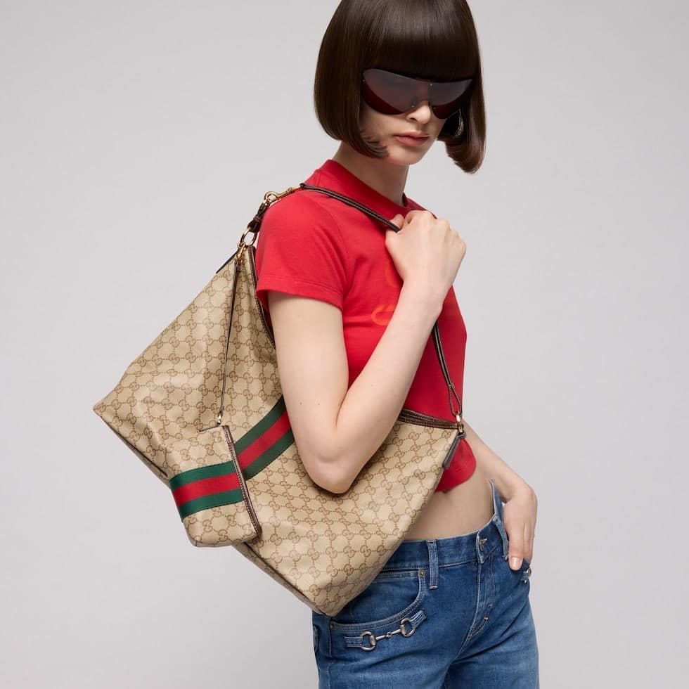 Large shoulder bag with Web