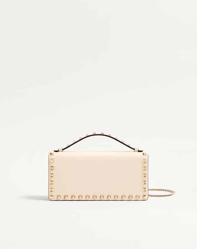 Rockstud Wallet With Chain In Grainy Calfskin