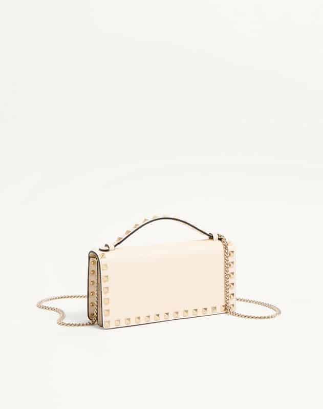 Rockstud Wallet With Chain In Grainy Calfskin