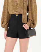 Rockstud Wallet With Chain In Grainy Calfskin