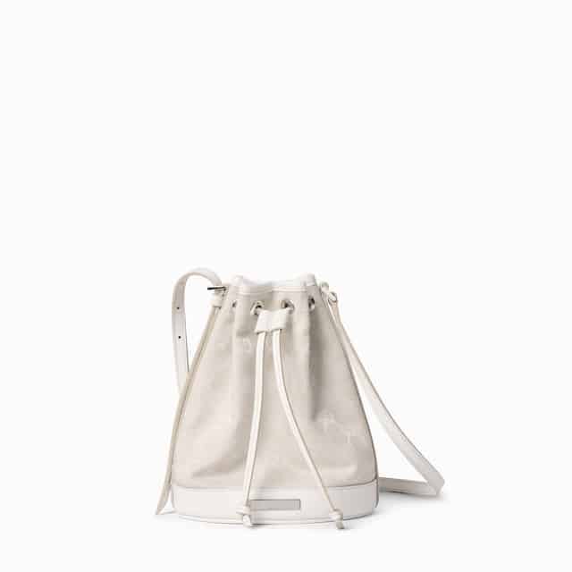 Mini bucket bag with Gucci plaque