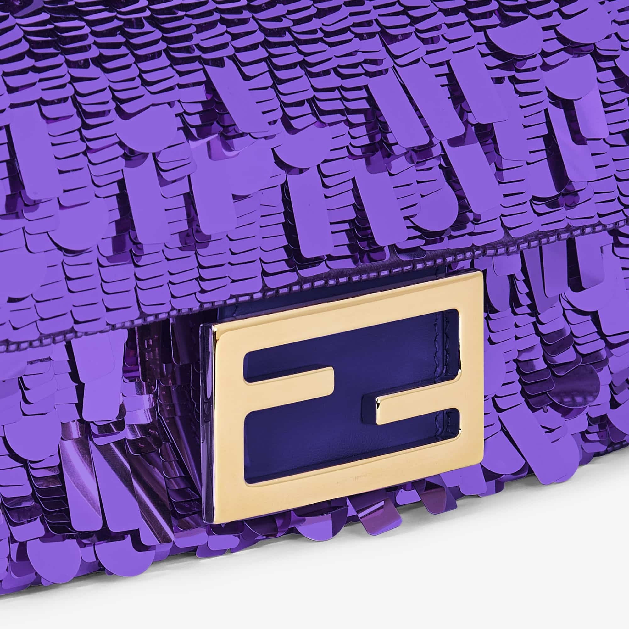 FENDI Iconic Small Baguette Bag