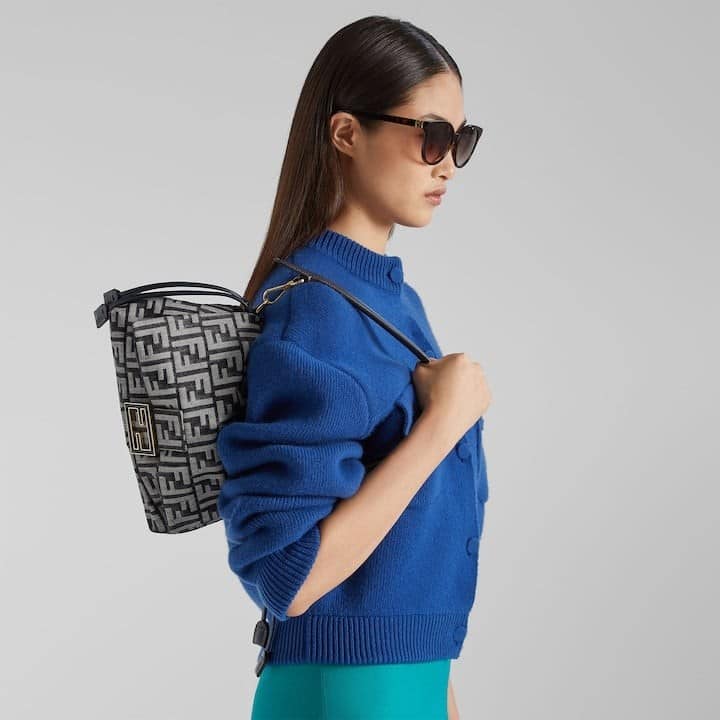Mamma Baguette Medium Dark blue denim-effect FF jacquard bag