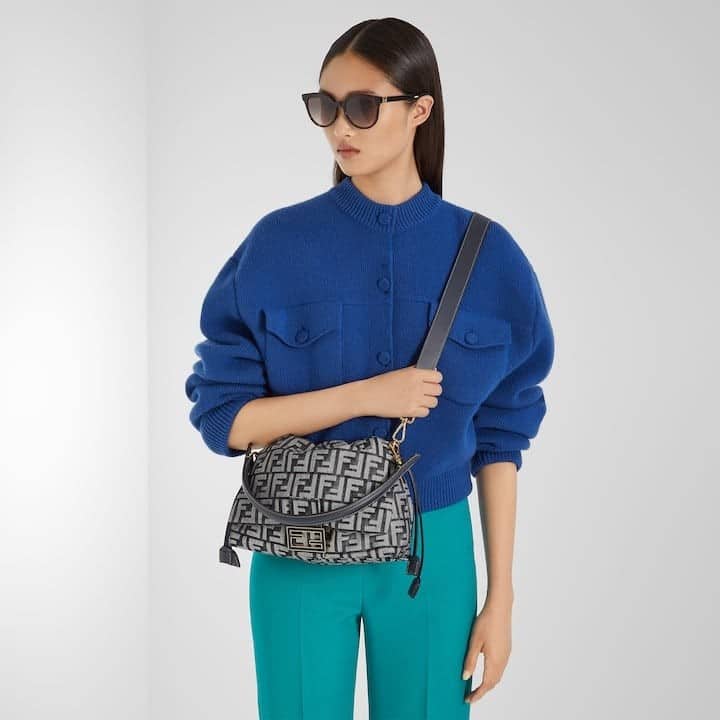 Mamma Baguette Medium Dark blue denim-effect FF jacquard bag