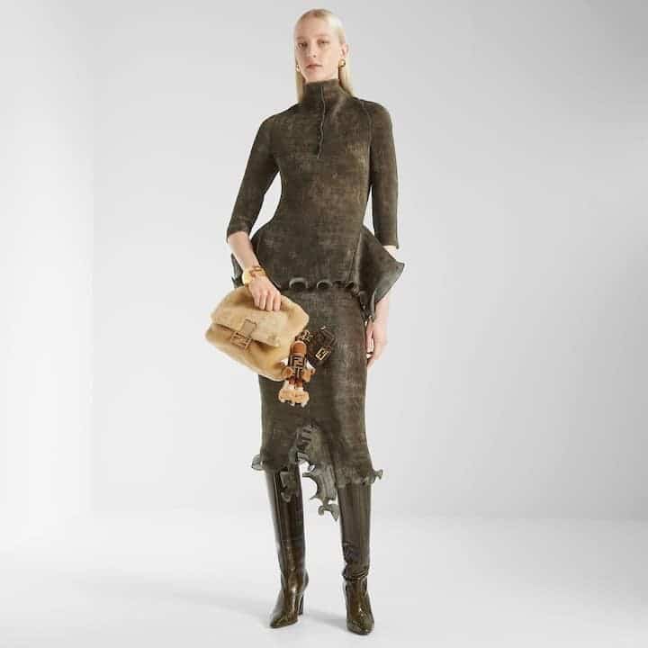 Mamma Baguette Medium Beige shearling bag