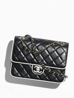 FLAP BAG  Lambskin  Black &amp; White