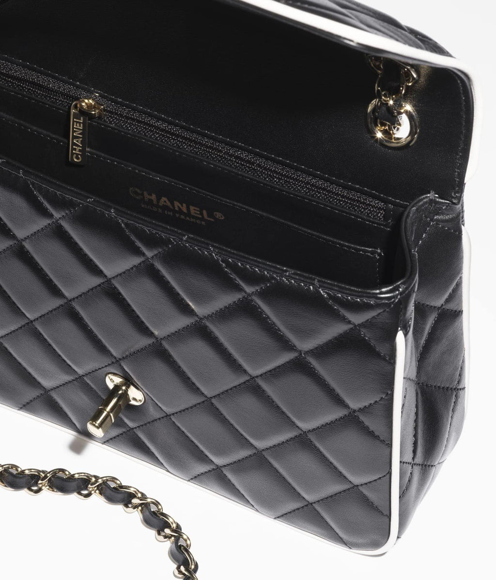 FLAP BAG  Lambskin  Black &amp; White