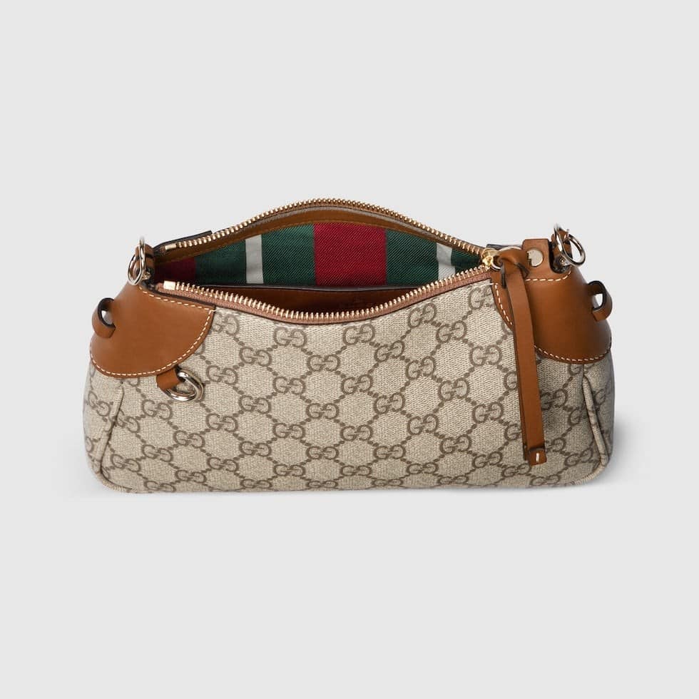 GG EMBLEM SMALL SHOULDER BAG