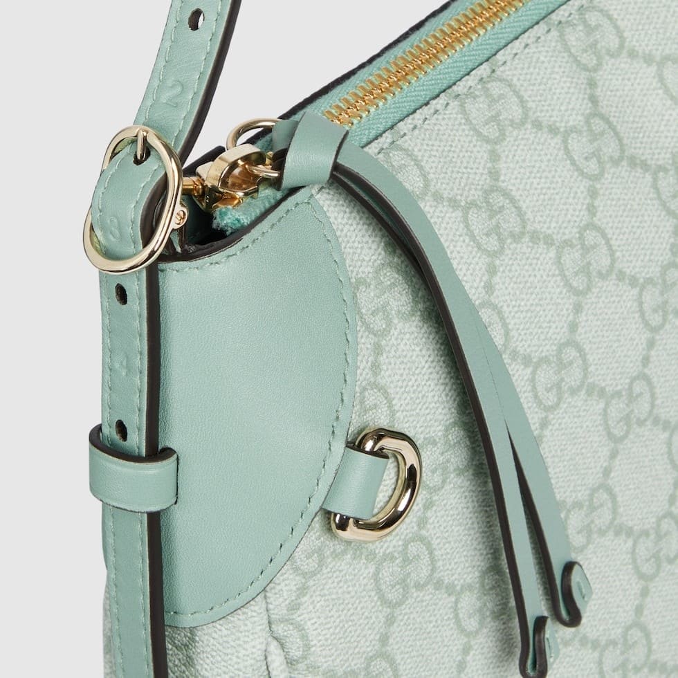 GG EMBLEM SMALL SHOULDER BAG