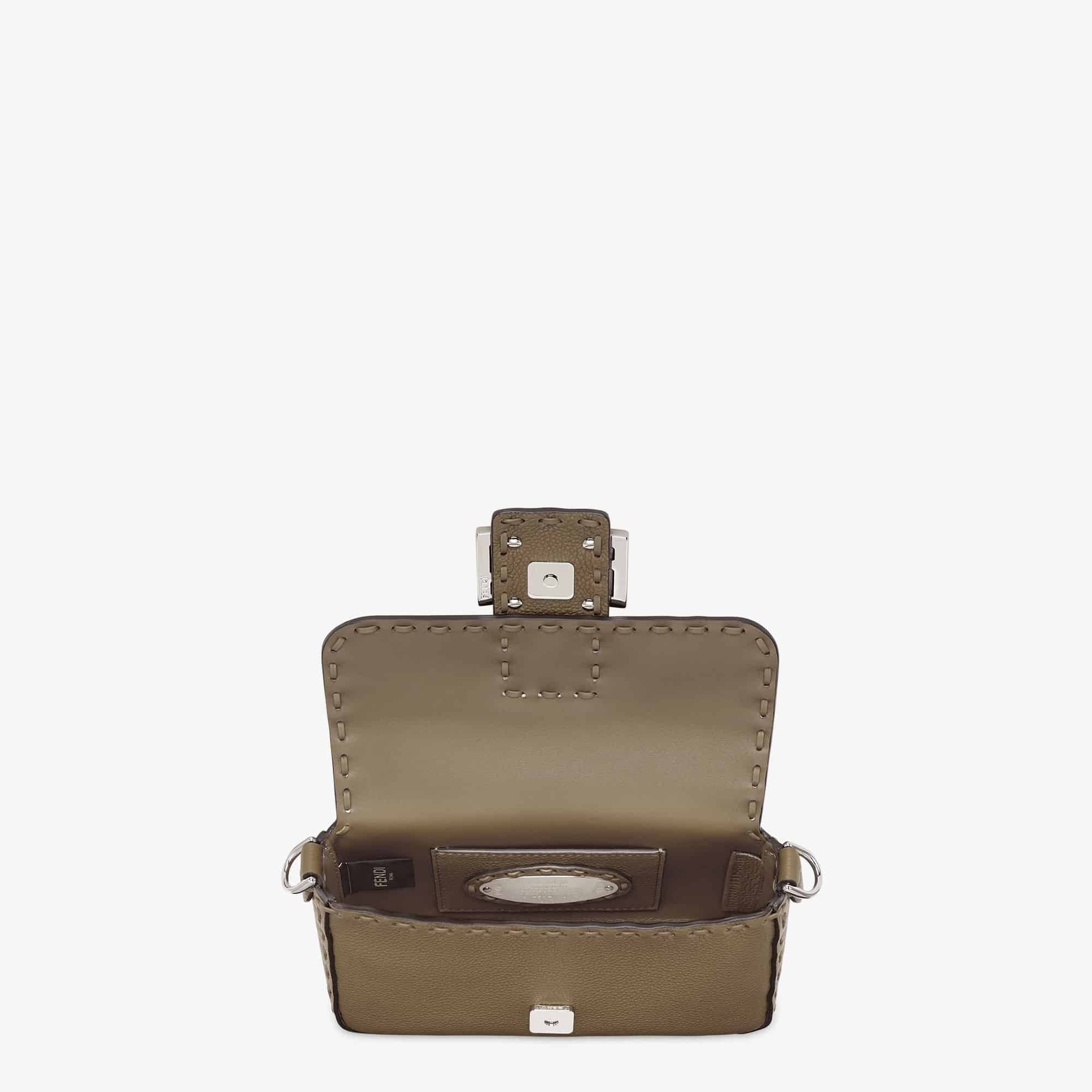 Baguette Mini - Green