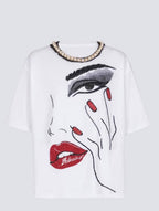 Pearls chains details partial face t-shirt