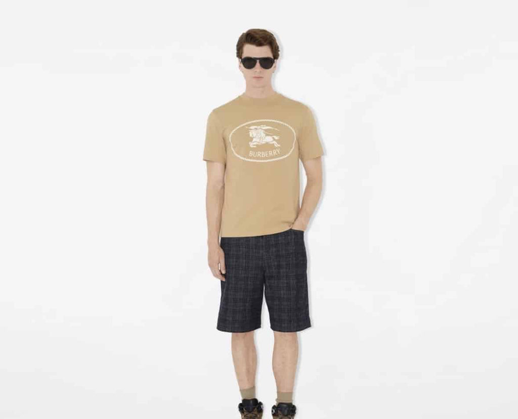 Knight Stamp Cotton T-shirtPrice