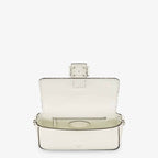 Baguette Ice white Selleria bag