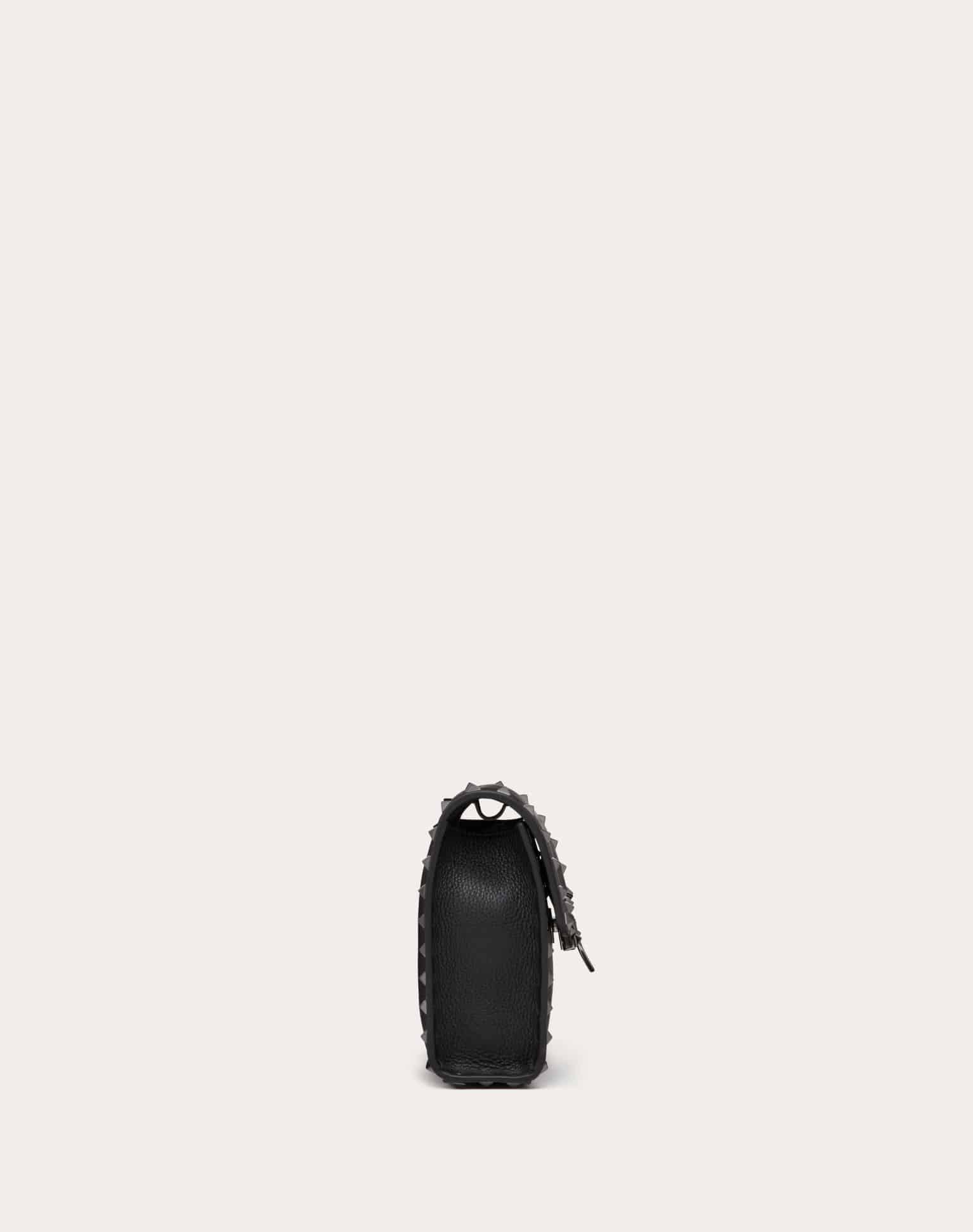 SMALL ROCKSTUD GRAINY CALFSKIN CROSSBODY BAG