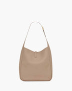 LE 5 À 7 SUPPLE LARGE IN GRAINED LEATHER DUSTY GREY
