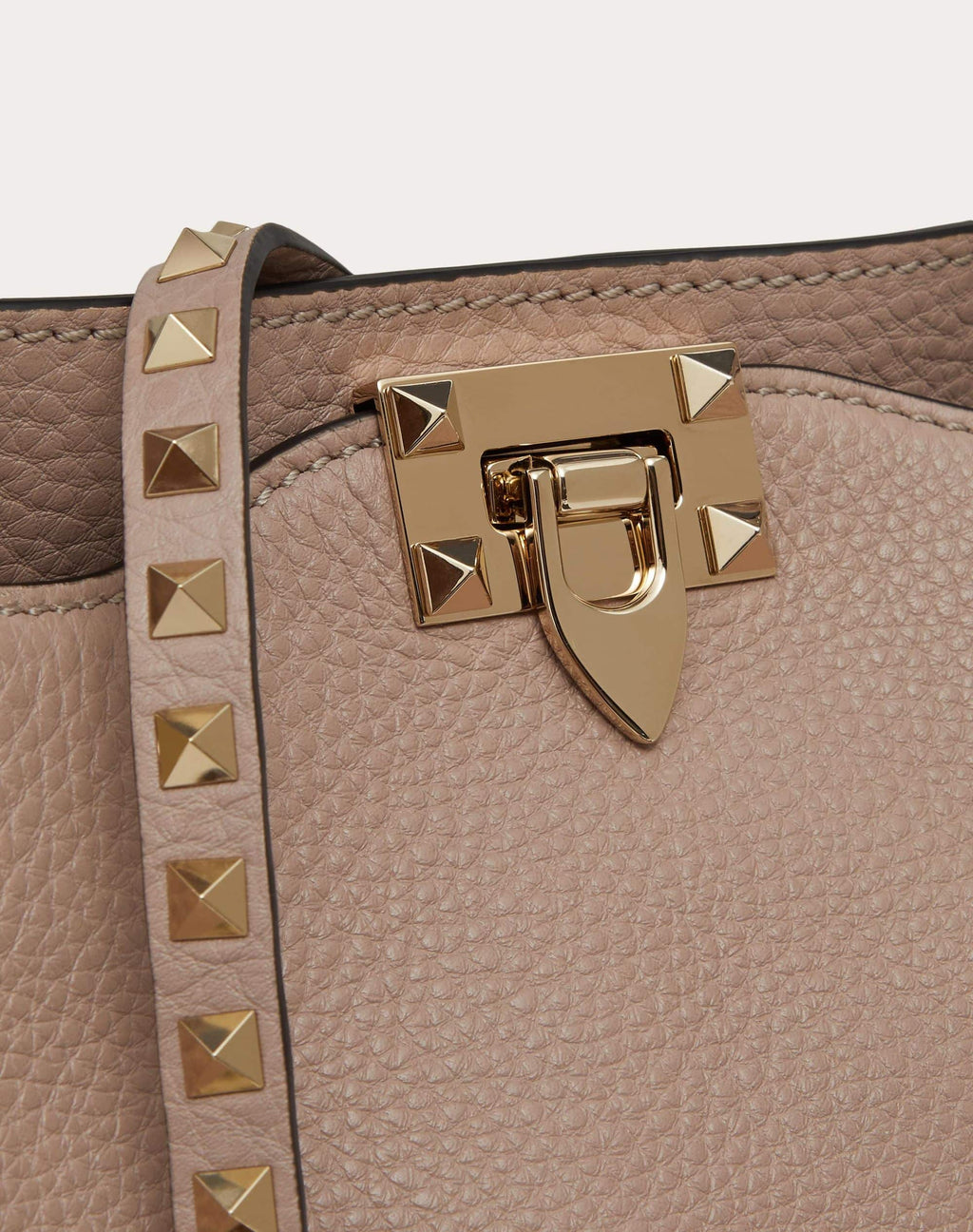 MEDIUM GRAINY CALFSKIN ROCKSTUD BAG