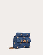 MEDIUM ROMAN STUD THE SHOULDER BAG IN DENIM WITH CHAIN