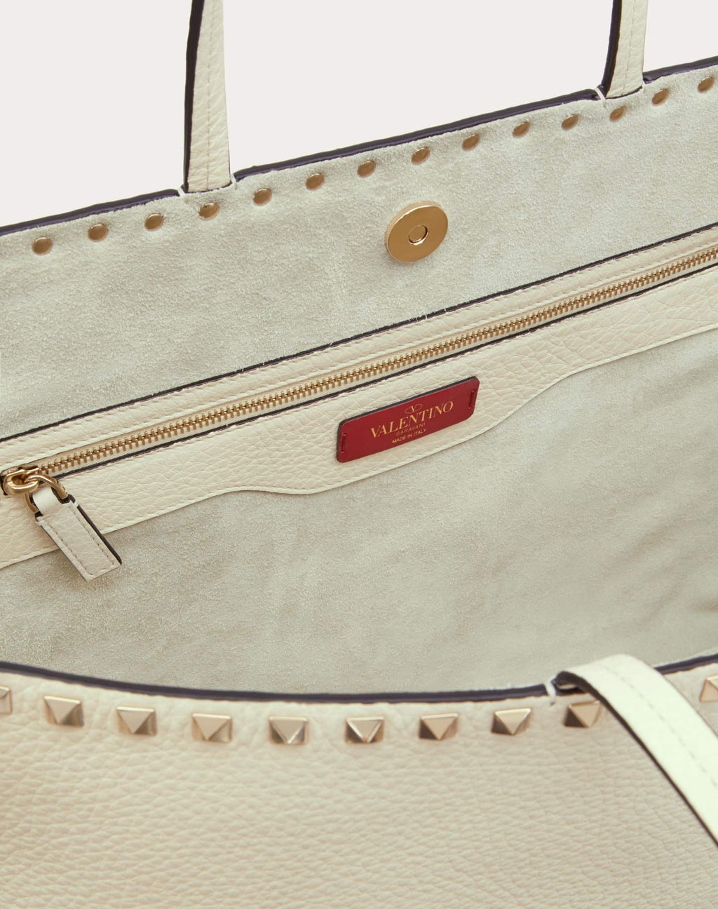 ROCKSTUD GRAINY CALFSKIN TOTE BAG