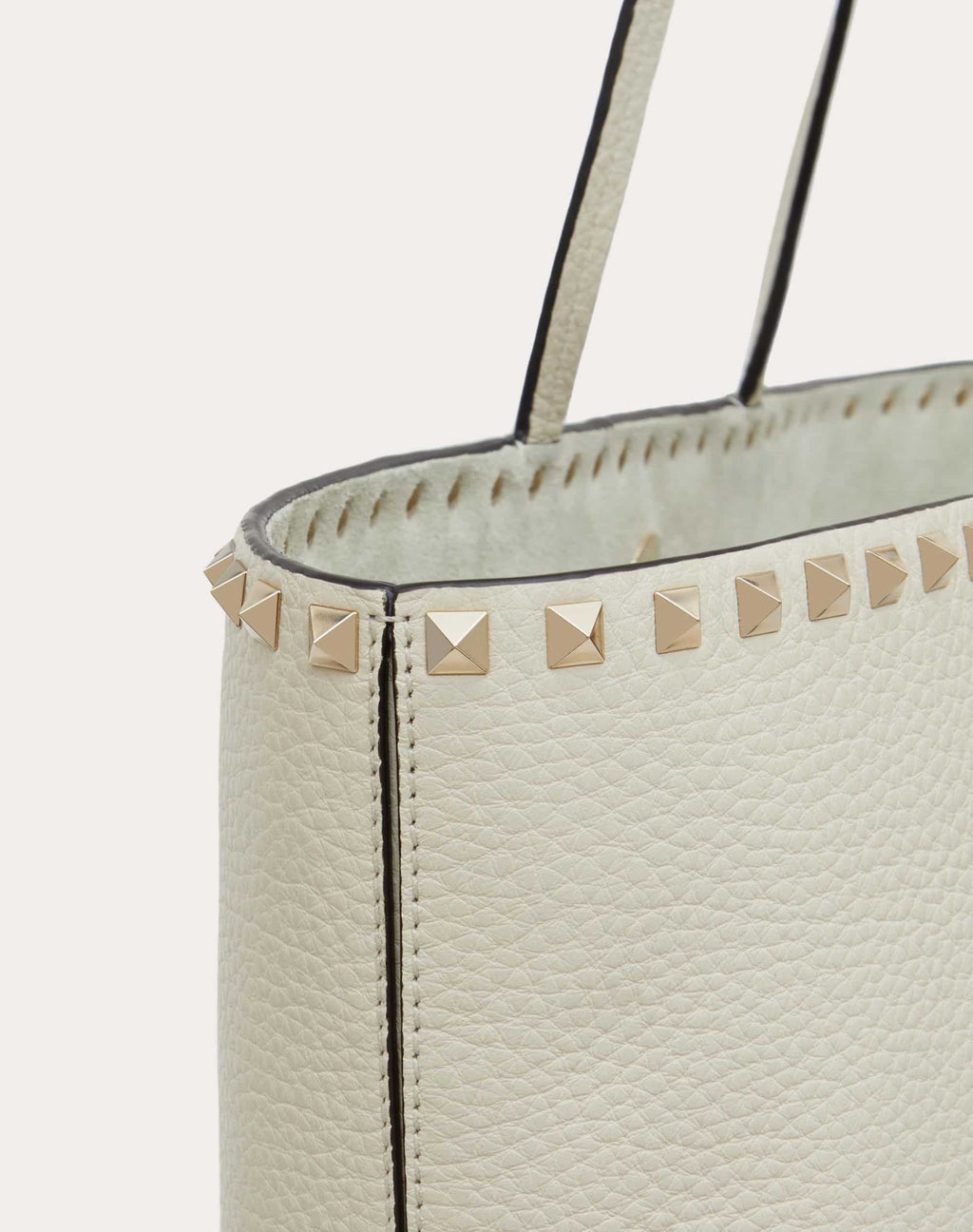 ROCKSTUD GRAINY CALFSKIN TOTE BAG