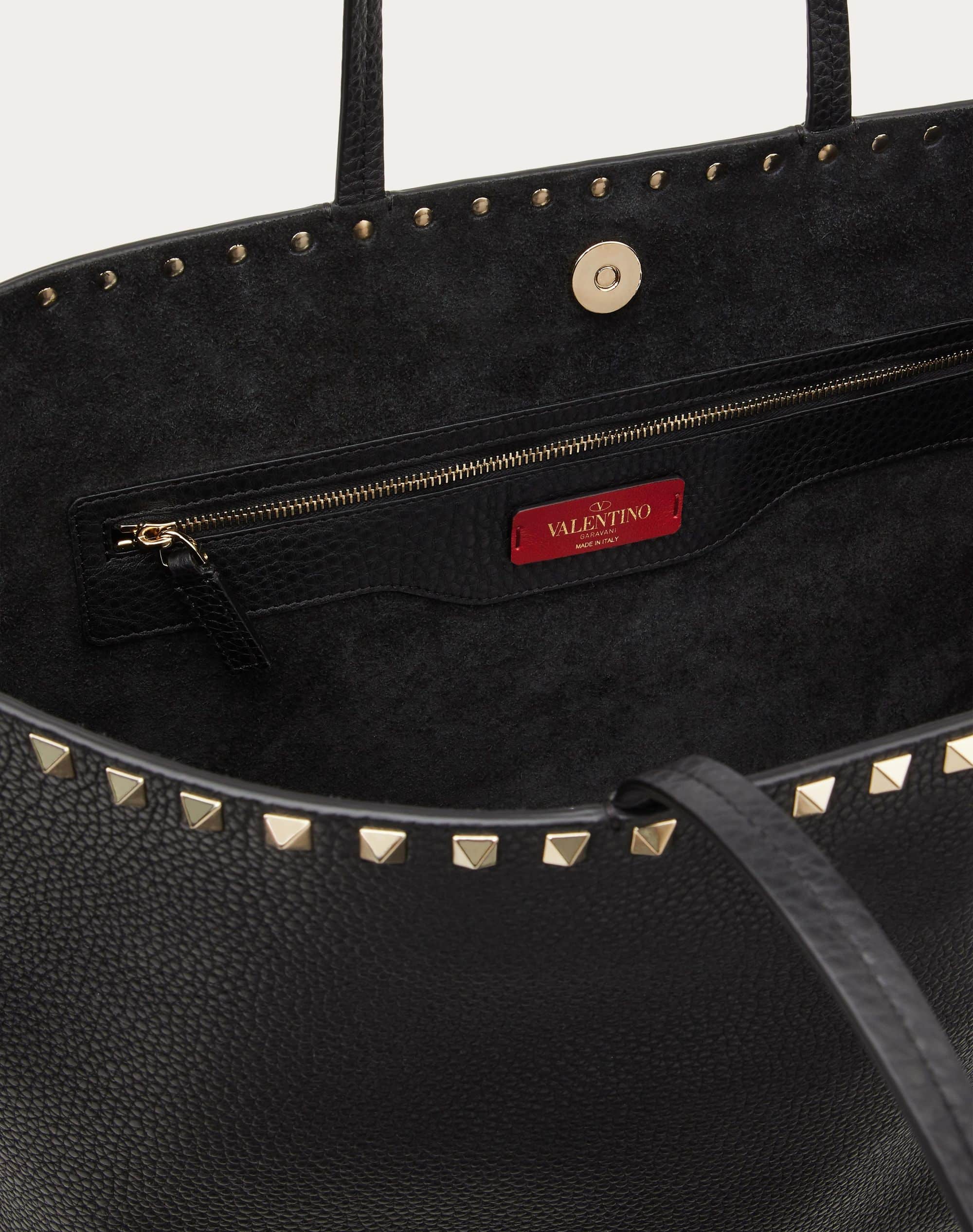 ROCKSTUD GRAINY CALFSKIN TOTE BAG