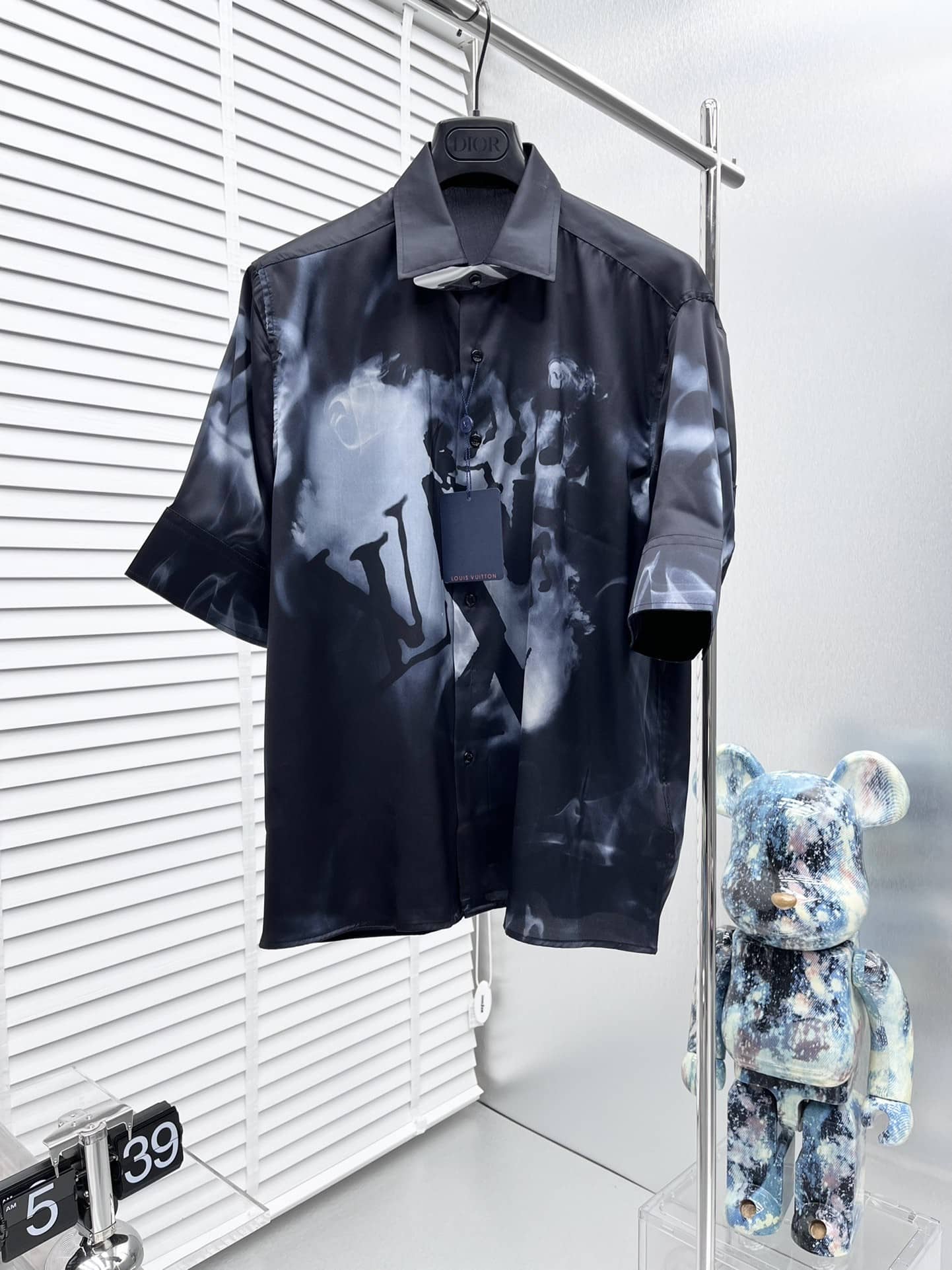 Short-Sleeved Shirt